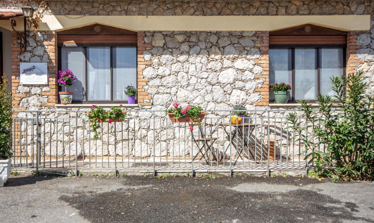 Casa Leonida Lägenhet Taormina Exteriör bild